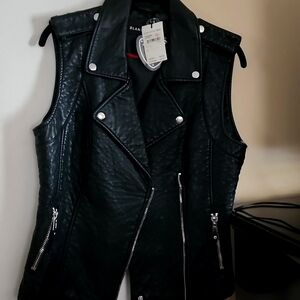 Blanc Noir, Medium, Black vest